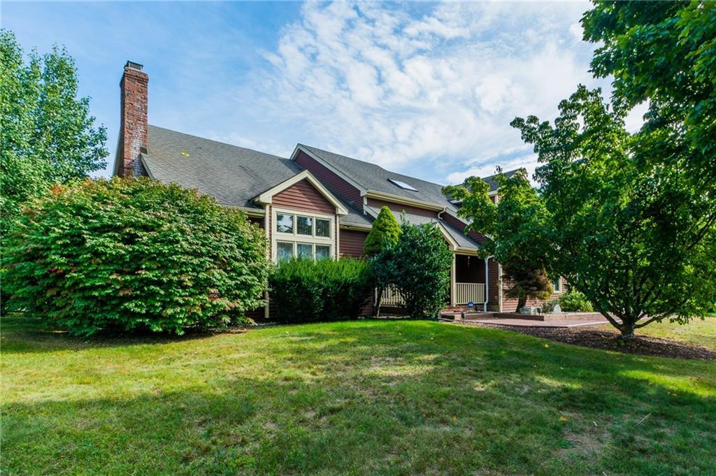 9 Lazybrook Road Newtown, CT 06470 - Photo 1 of 1