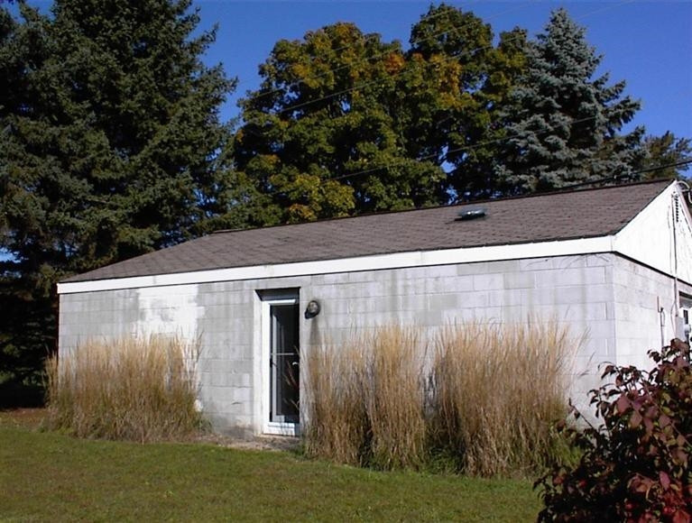 9290 Willis Road Willis, MI 48191 - Photo 3 of 10 Photo 3