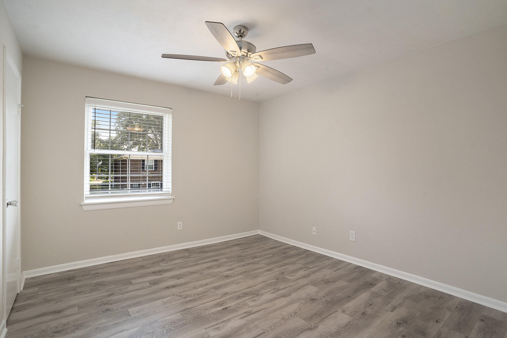 21 Rivers Point Row, Unit 14F Charleston, SC 29412 - Photo 17 of 24 Bedroom 2