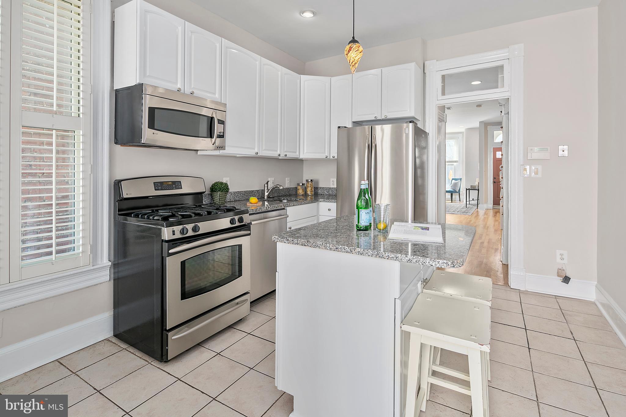 654 L Street Northeast Washington, DC 20002 - Photo 15 of 34