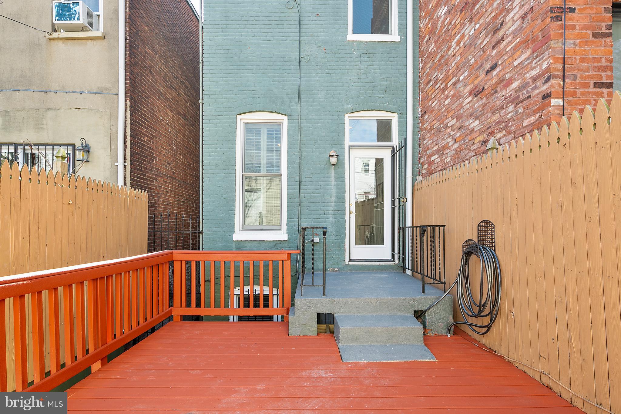 654 L Street Northeast Washington, DC 20002 - Photo 33 of 34