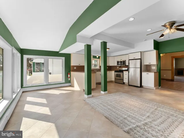 $2,900 | 860 Pennsylvania Avenue, Delanco, NJ 08075