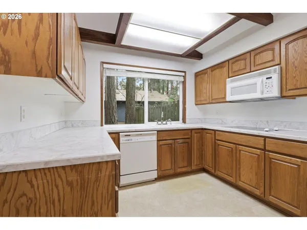 $530,000 | 7250 Southwest 28th Court, Beaverton, OR 97008