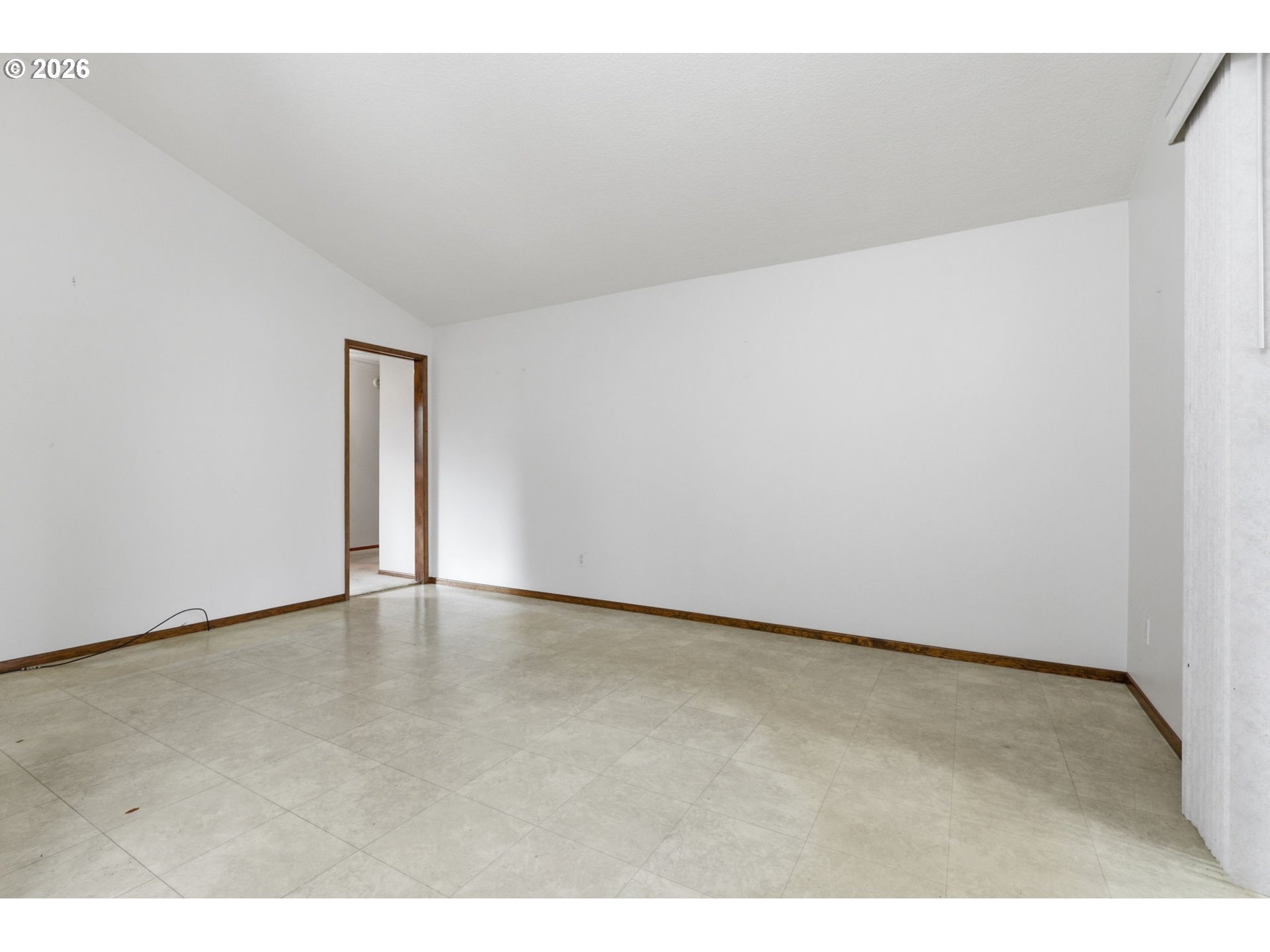 7250 Southwest 28th Court Beaverton, OR 97008 - Photo 20 of 45 a view of an empty room