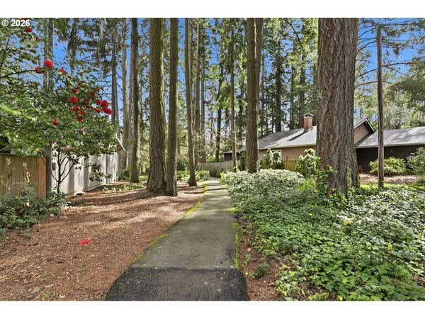 $530,000 | 7250 Southwest 28th Court, Beaverton, OR 97008