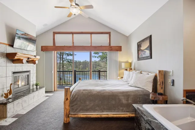 $965,000 | 12640 Fawn Lake Road, Crosslake, MN 56442