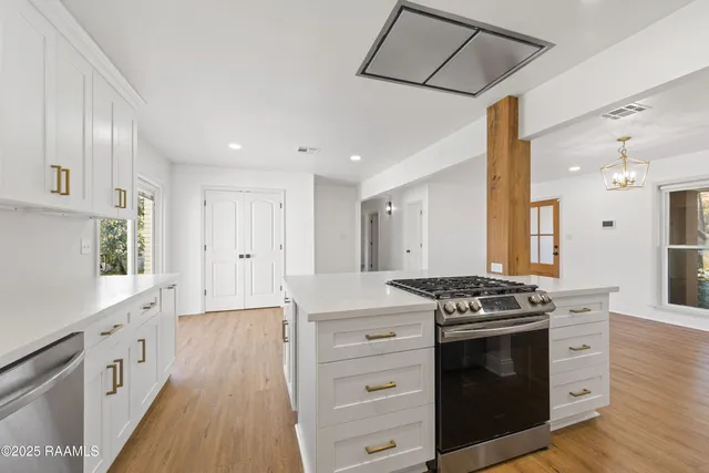 $375,000 | 113 Charles Read Avenue, Lafayette, LA 70503