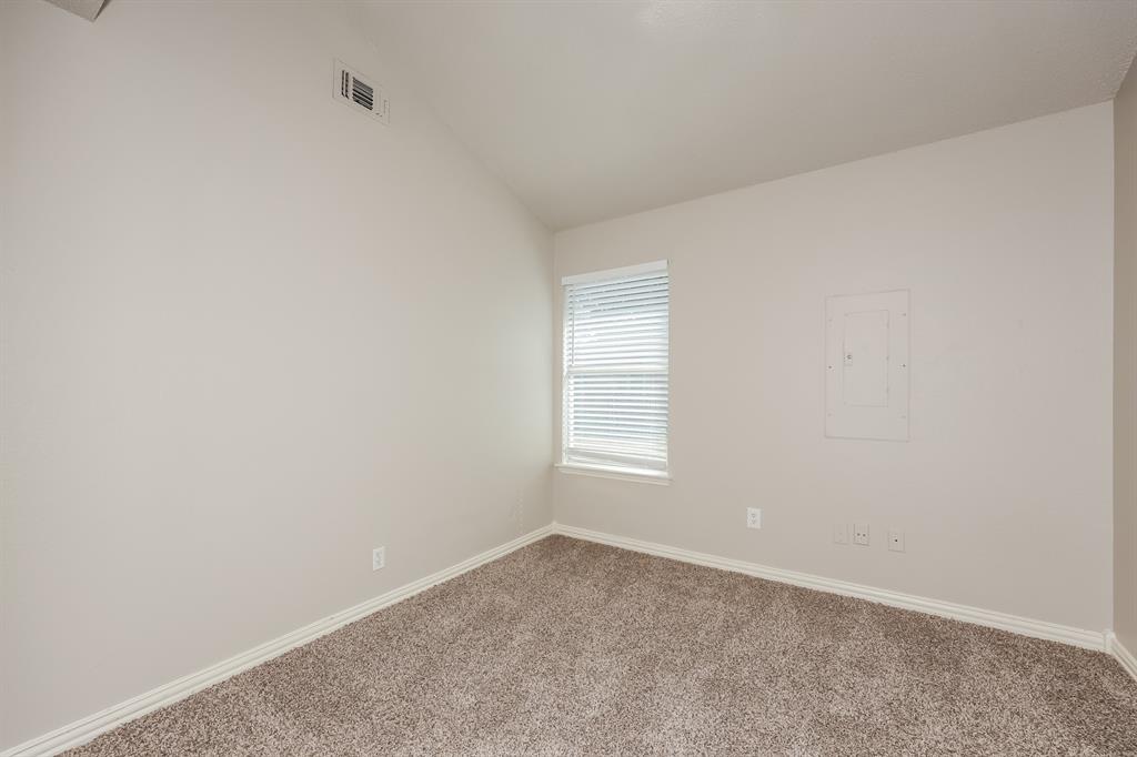 600 Dayton Road Mansfield, TX 76063 - Photo 13 of 18 an empty room with a window