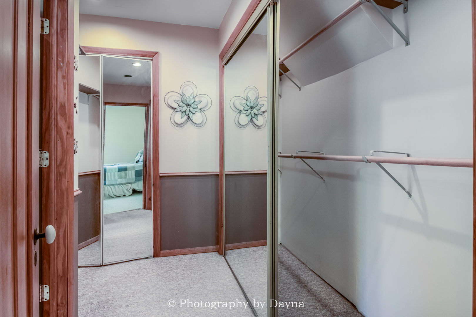 274 West Sheffield Street St. Anne, IL 60964 - Photo 11 of 32 a view of entryway