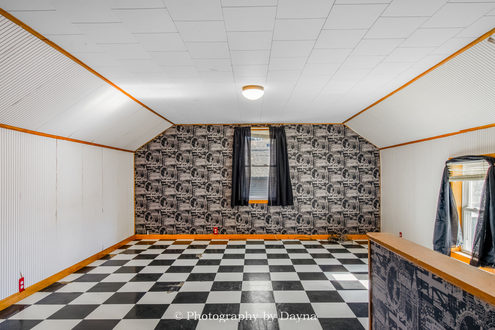 274 West Sheffield Street St. Anne, IL 60964 - Photo 16 of 32 a bathroom with a black and white checkered floor