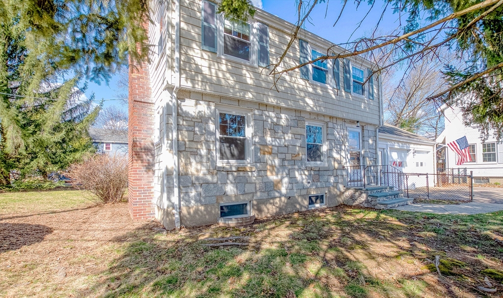 4 Hillside Road Dedham, MA 02026 - Photo 2 of 39 Gallery Image 2