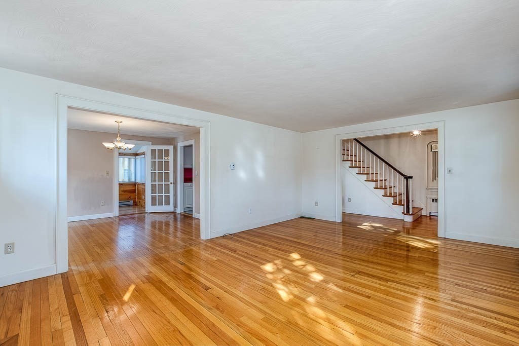 4 Hillside Road Dedham, MA 02026 - Photo 10 of 39 Gallery Image 10