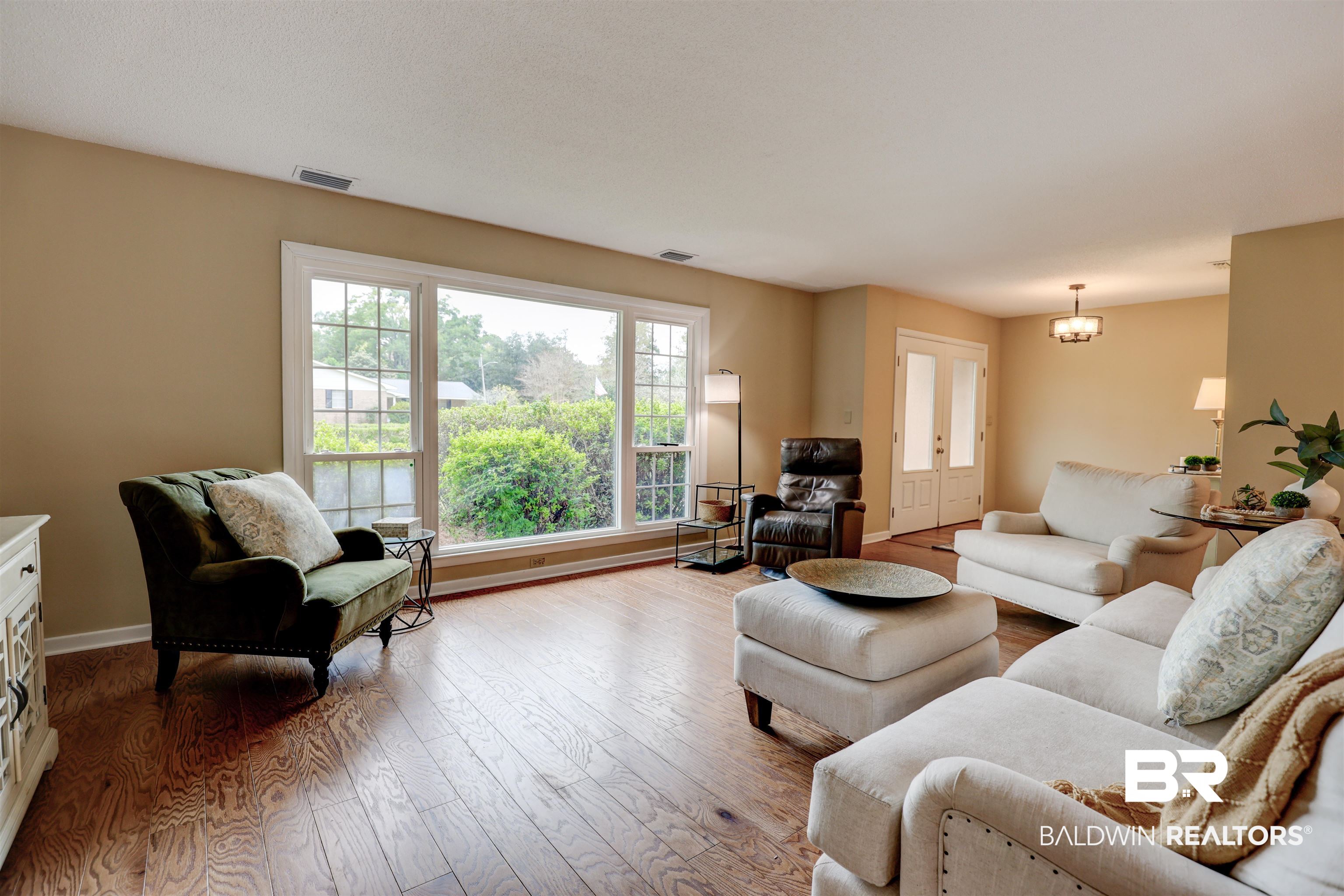 607 Hancock Road Fairhope, AL 36532 - Photo 4 of 28