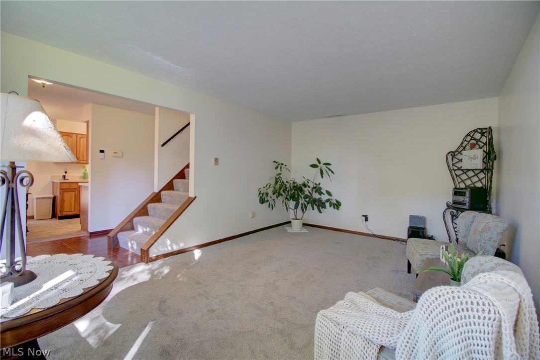 1350 Gulf Road Elyria, OH 44035 - Photo 4 of 35 Gallery Image 4