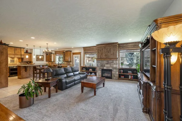 $895,000 | 5908 North Bridget Street, Spokane, WA 99208