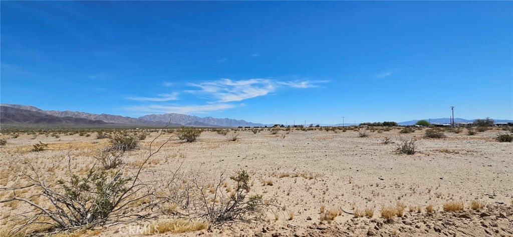3017 Shadow Mountain Road Twentynine Palms, CA 92277 - Photo 5 of 7 a view of lake and mountain