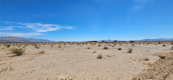 $14,000 | 3017 Shadow Mountain Road, Twentynine Palms, CA 92277