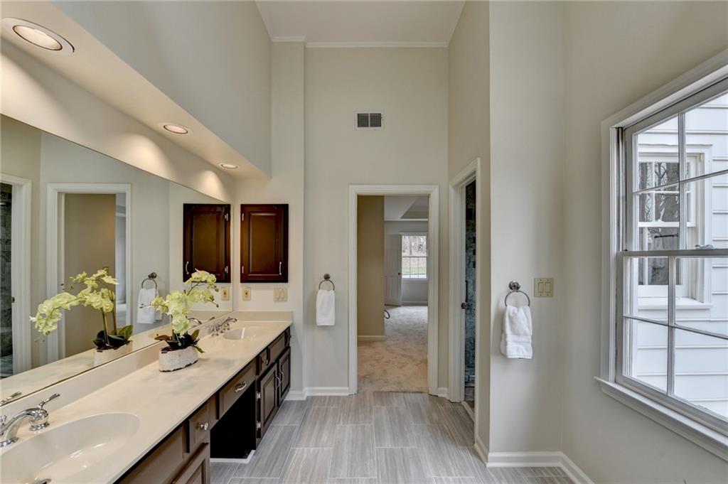 8155 Willow Tree Way Alpharetta, GA 30005 - Photo 23 of 39