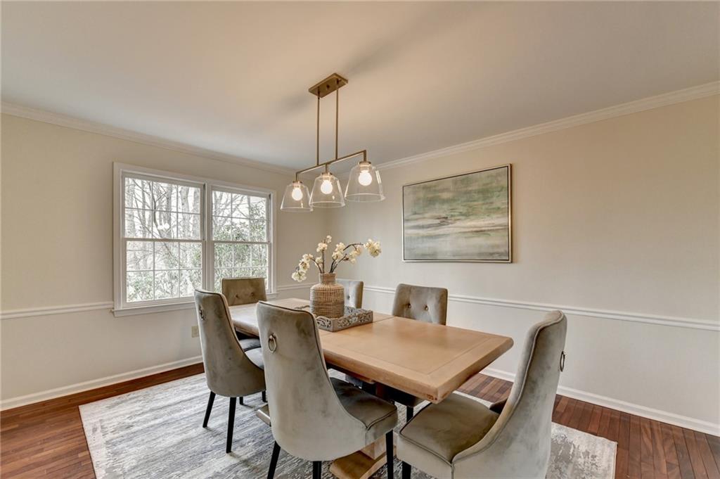 8155 Willow Tree Way Alpharetta, GA 30005 - Photo 5 of 39