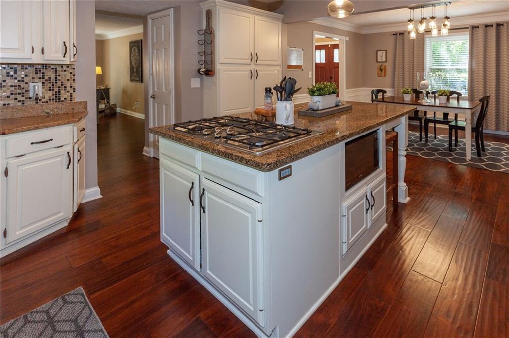 1102 Ridge Road Carmel, IN 46033 - Photo 10 of 35 Gallery Image 10