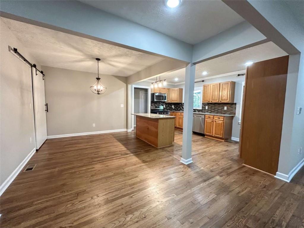 2981 Lowrance Drive Decatur, GA 30033 - Photo 7 of 30