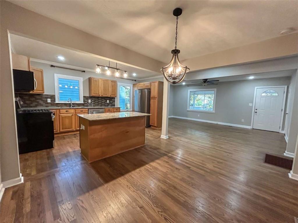 2981 Lowrance Drive Decatur, GA 30033 - Photo 9 of 30