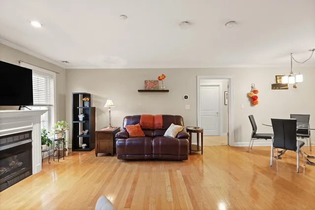 $479,000 | 8 Crowninshield Street, Unit 111, Peabody, MA 01960