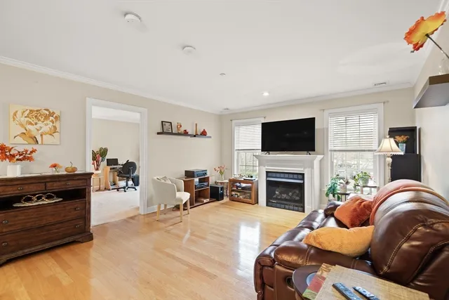 $479,000 | 8 Crowninshield Street, Unit 111, Peabody, MA 01960