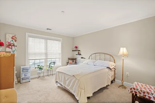 $479,000 | 8 Crowninshield Street, Unit 111, Peabody, MA 01960