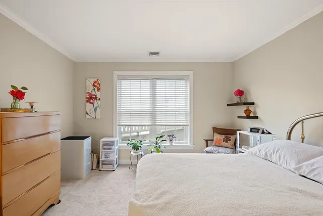 $479,000 | 8 Crowninshield Street, Unit 111, Peabody, MA 01960