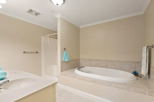 $479,000 | 8 Crowninshield Street, Unit 111, Peabody, MA 01960