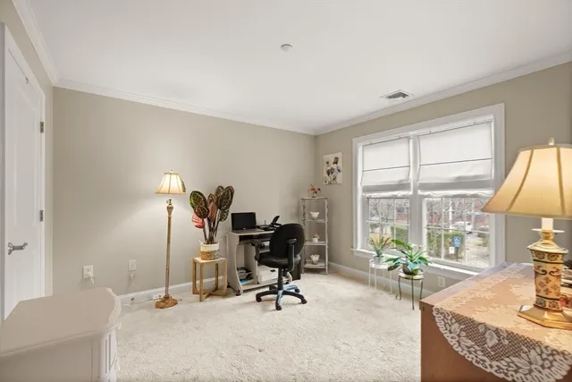 $479,000 | 8 Crowninshield Street, Unit 111, Peabody, MA 01960