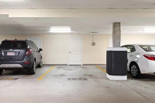 $479,000 | 8 Crowninshield Street, Unit 111, Peabody, MA 01960