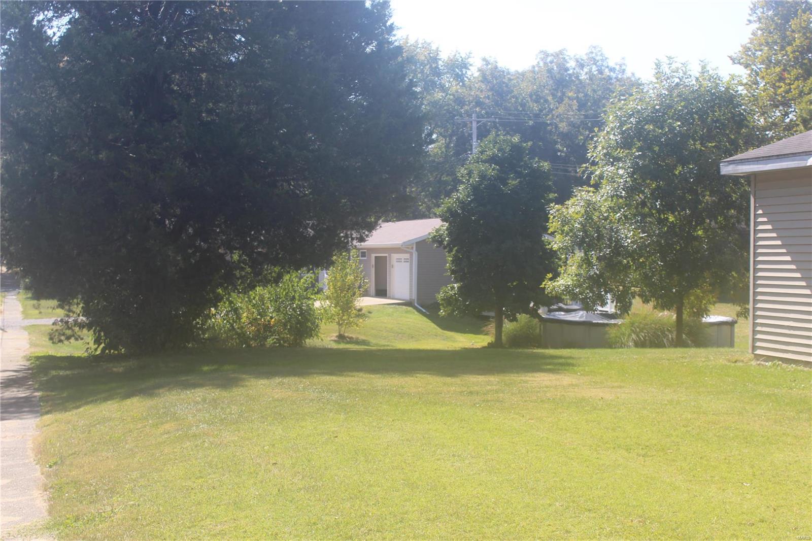 303 Republican Street Keyesport, IL 62253 - Photo 18 of 63 Gallery Image 18
