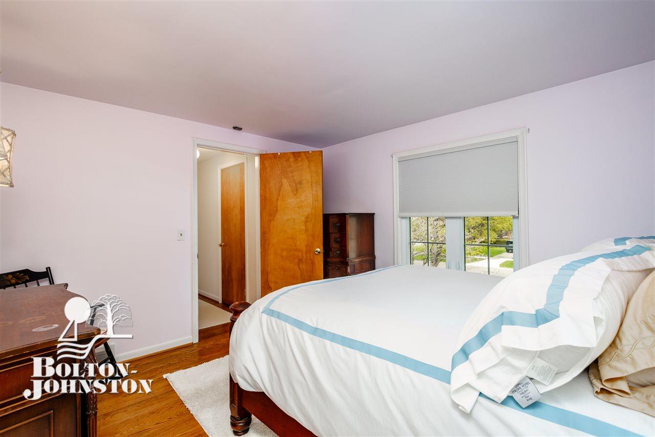 583 Washington Road Grosse Pointe, MI 48230 - Photo 24 of 56 50010997-23.JPG