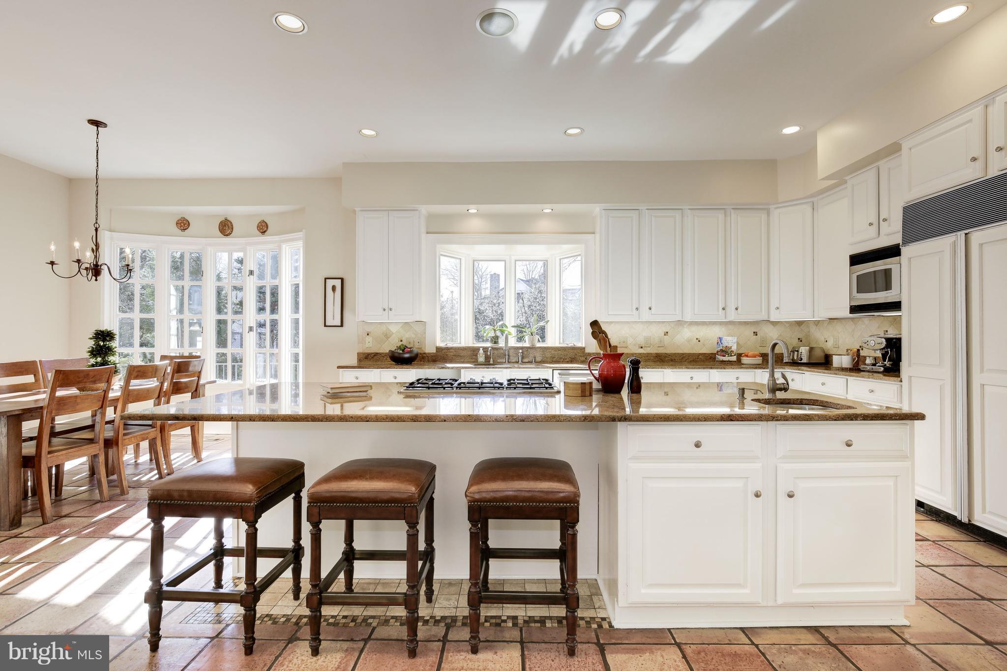 6710 Greentree Road Bethesda, MD 20817 - Photo 16 of 44 Kitchen features an island too!