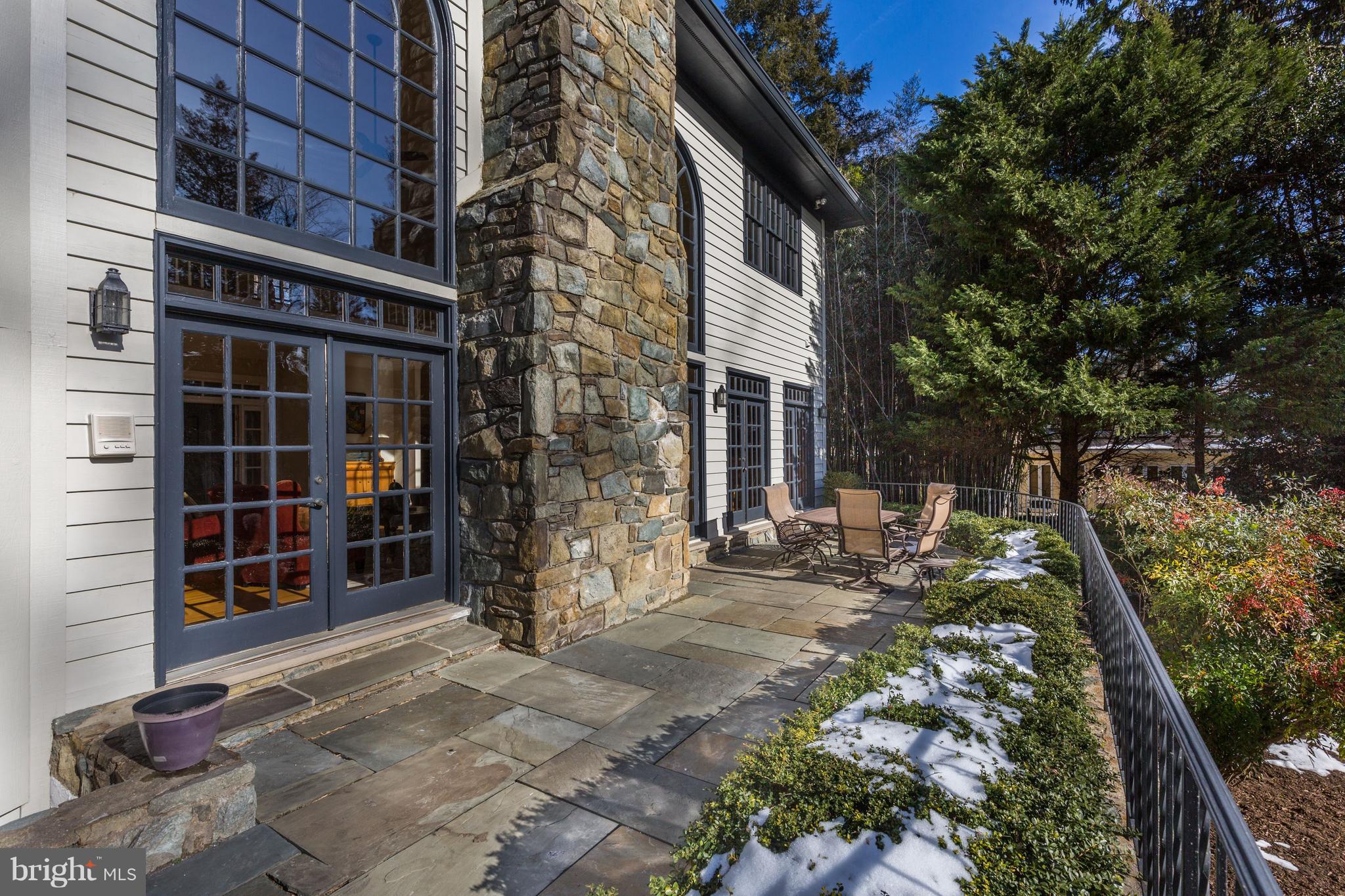 6710 Greentree Road Bethesda, MD 20817 - Photo 40 of 44 Lovely patio