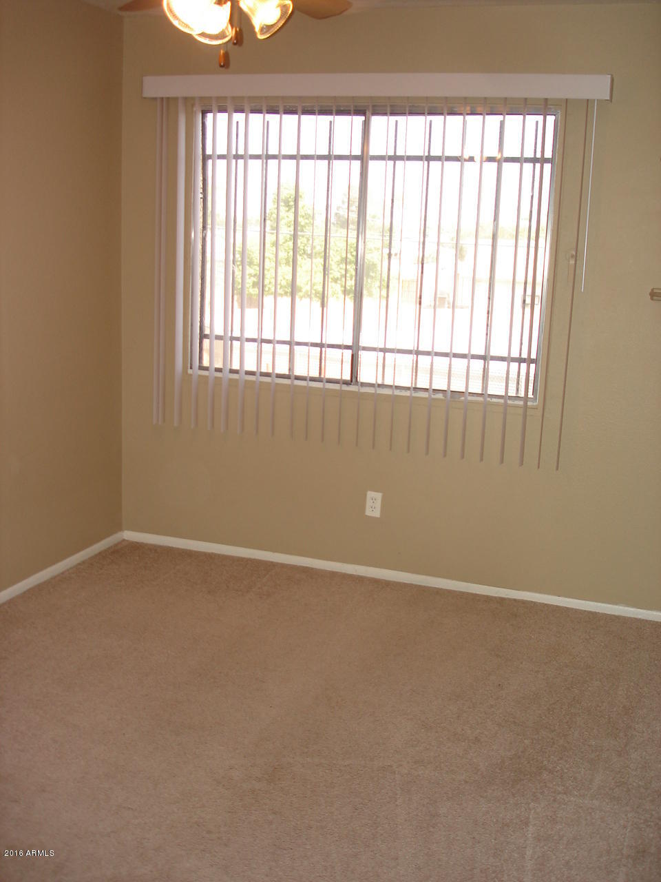 4012 West Wonderview Road Phoenix, AZ 85019 - Photo 13 of 26 DSC06080