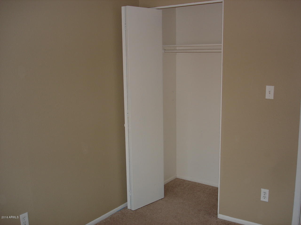 4012 West Wonderview Road Phoenix, AZ 85019 - Photo 17 of 26 DSC06085