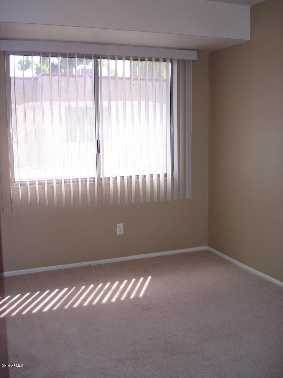4012 West Wonderview Road Phoenix, AZ 85019 - Photo 18 of 26 DSC06086