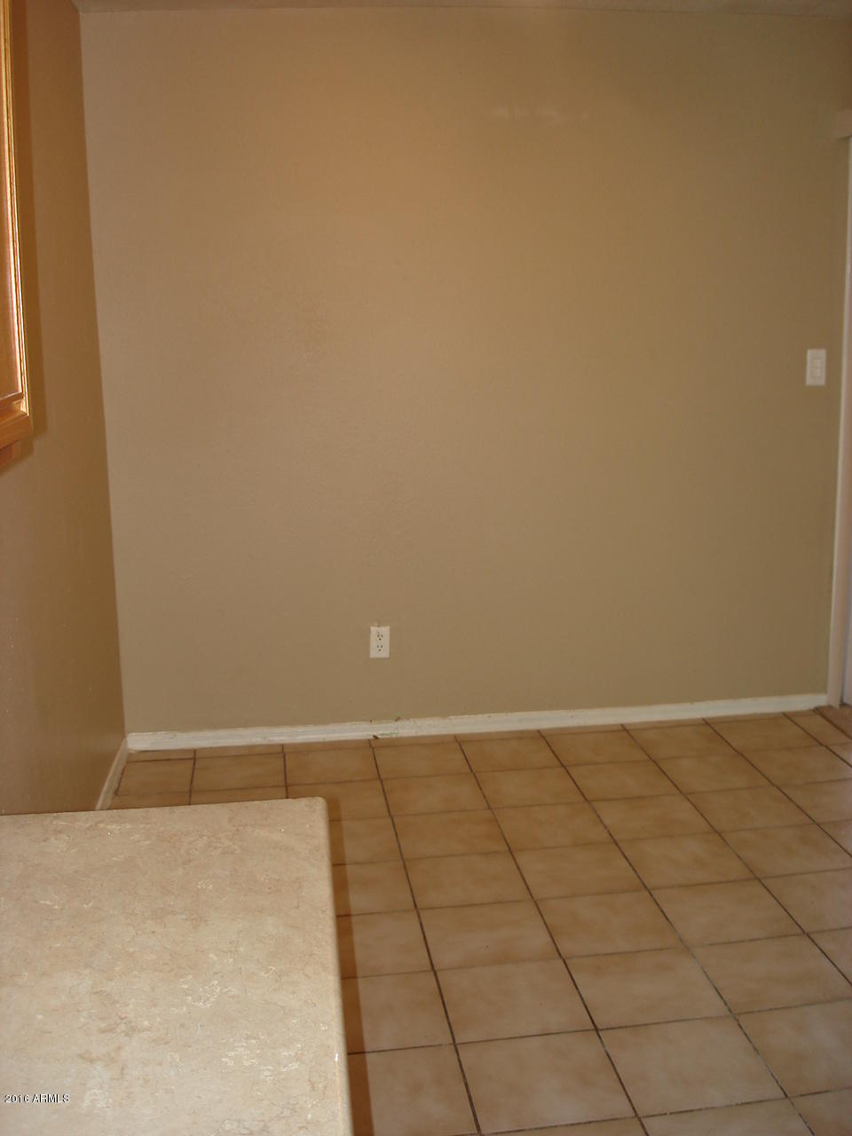 4012 West Wonderview Road Phoenix, AZ 85019 - Photo 7 of 26 DSC06073