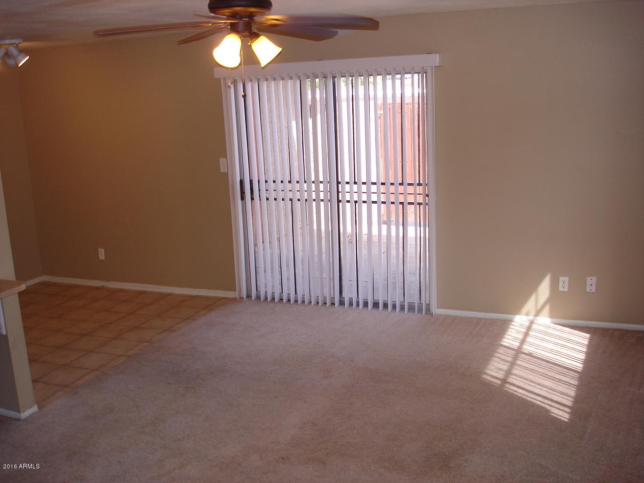 4012 West Wonderview Road Phoenix, AZ 85019 - Photo 8 of 26 DSC06077