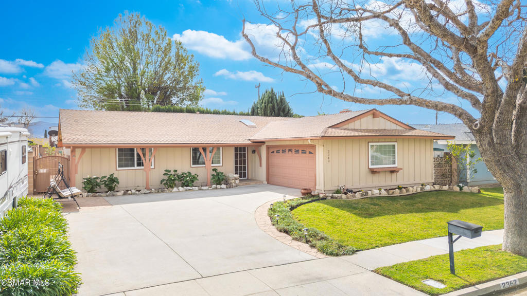 2362 Medina Avenue Simi Valley, CA 93063 - Photo 2 of 47