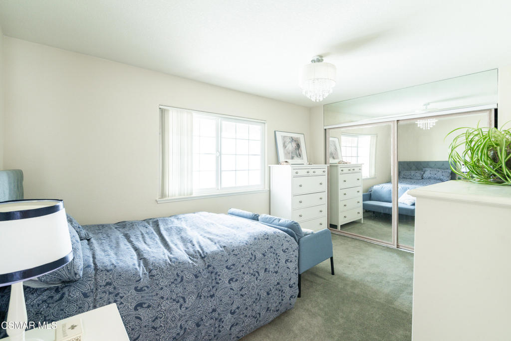 2362 Medina Avenue Simi Valley, CA 93063 - Photo 35 of 47