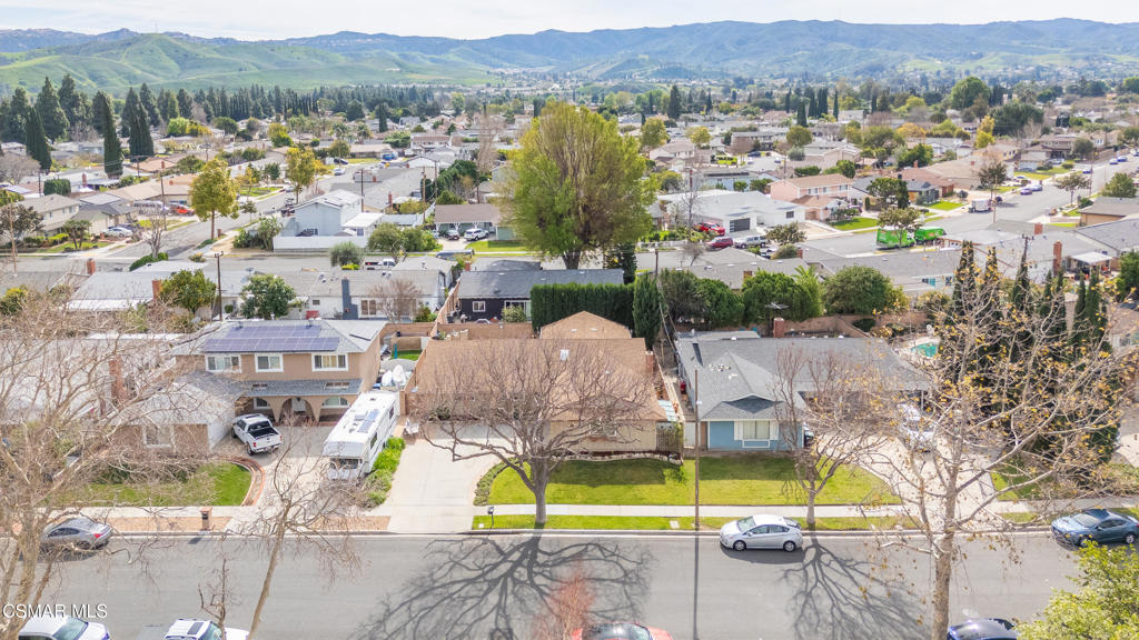 2362 Medina Avenue Simi Valley, CA 93063 - Photo 45 of 47