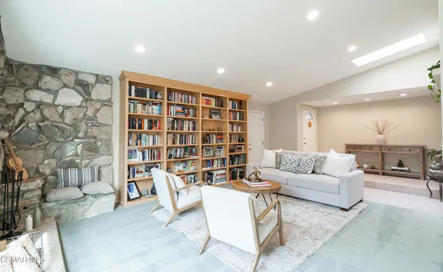 $879,000 | 2362 Medina Avenue, Simi Valley, CA 93063