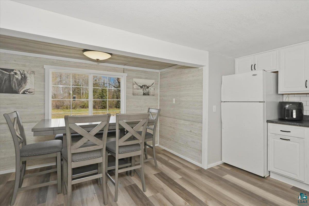 4304 East County Rd B Superior, WI 54880 - Photo 12 of 42