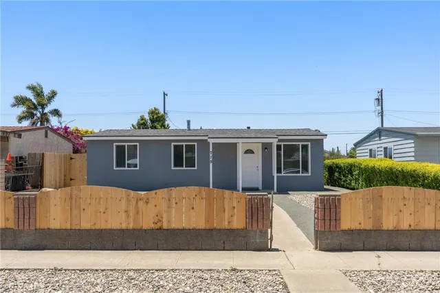 $510,000 | 715 North Third Street, Lompoc, CA 93436