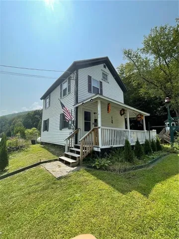 $184,000 | 841 Lower Cadosia Road, Hancock, NY 13783