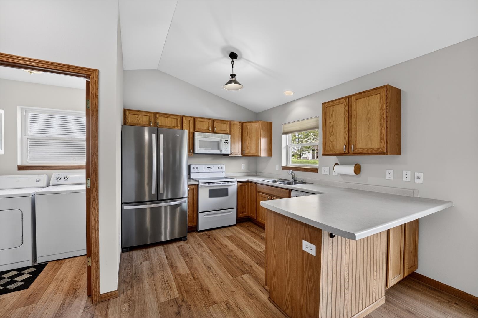 3152 West Main Street Sun Prairie, WI 53590 - Photo 14 of 57